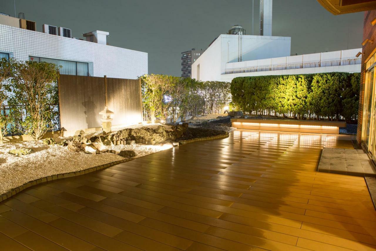 Emblem Hostel Nishiarai Tokyo Exterior photo